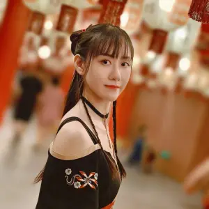 china-silk-road-tour-consultant-nancy