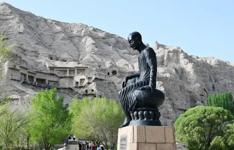Xinjiang tour with Kizil Caves