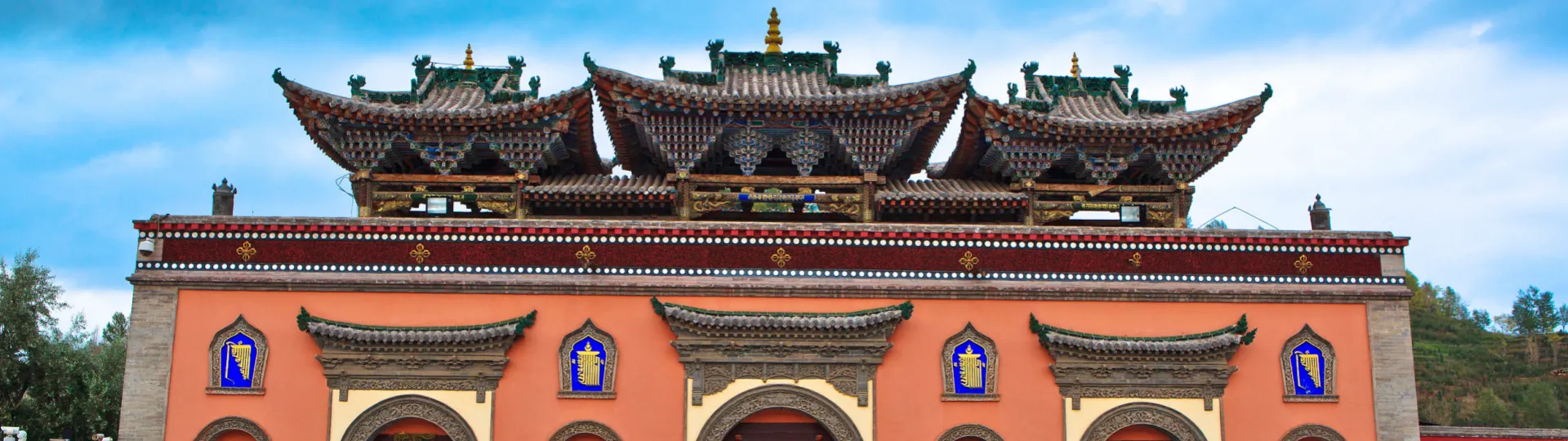 The gate of Kumbum Monastery